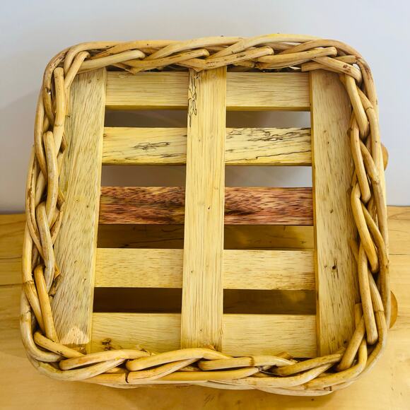 Vintage Woven Wicker Basket w/ Handles Wood Slats Bottom Decor Fruit Centerpiece - Picture 11 of 15